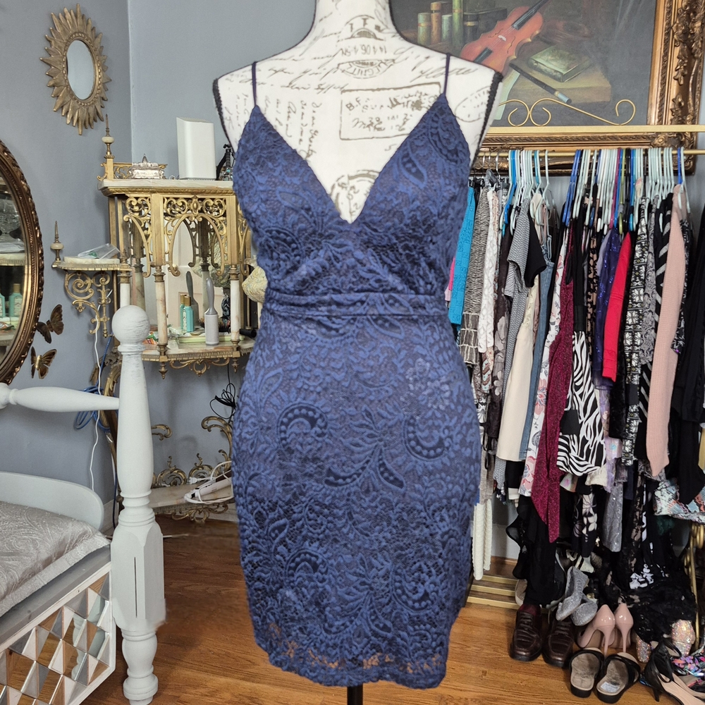 Emerald Sundae Navy Lace Mini Dress XS